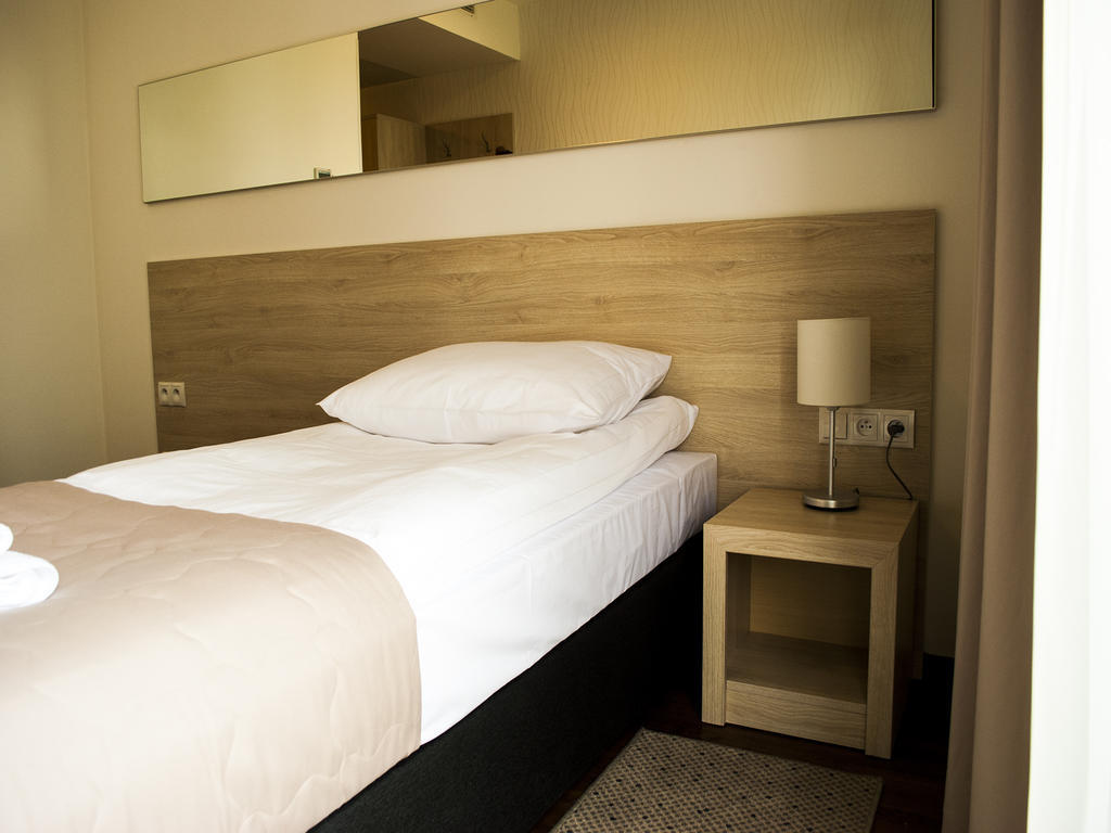 Hotel Uniejow Kamer foto