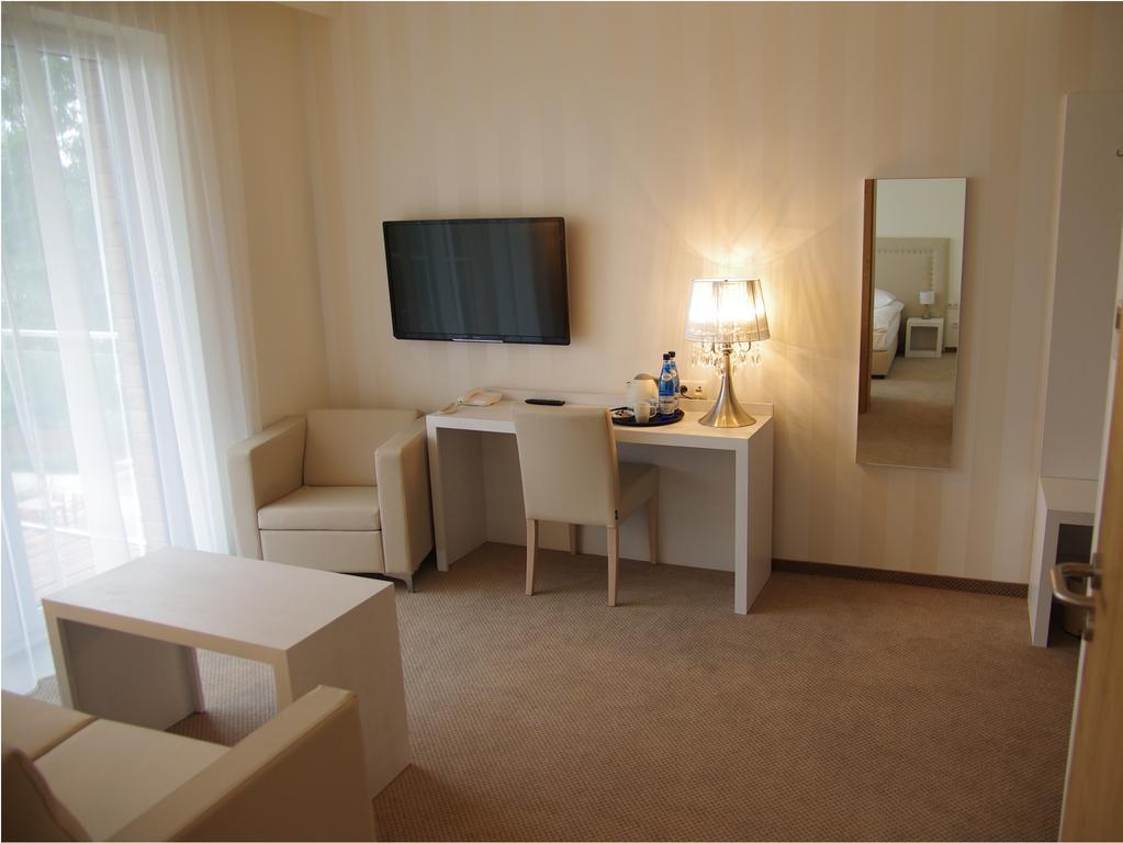 Hotel Uniejow Kamer foto